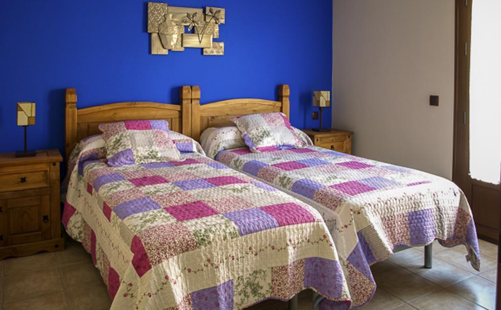 Apartamentos Rurales El Calama 사르사 데 그라나디야 객실 사진